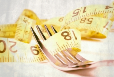 La normatividad de alimentos indica que si hay un producto cuya disminución de calorías es superior al 35 %, se considera light. Foto: www.infofueguina.com. Consumo alimentos light