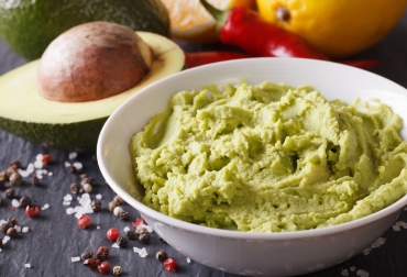 El producto hecho a base de aguacate llegará a seducir las mesas de los coreanos. Foto: viajejet.com. Ganadería, ganadería colombia, noticias ganaderas, noticias ganaderas colombia, CONtexto ganadero, corea del sur, guacamole, guacamole colombiano, guacamole colombiano a corea del sur, Invima, Julio César Aldana Bula