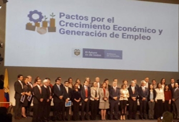 El gremio ganadero del Bajo Cauca Antioqueña apoya esta iniciativa del Gobierno. Foto: colombiacompetitiva.gov.co Pactos por el Crecimiento, pactos por el empleo, iniciativa del Gobierno Nacional, apoyo al emprendimiento, fortalecimiento a la producción
