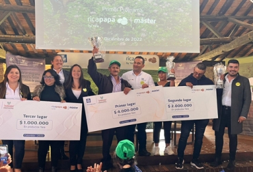 El programa RicaPapa By Yara, de la compañía de fertilizantes Yara en alianza con Fedepapa, premió a los mejores productores y productoras de papa en Cundinamarca. Foto: Cortesía premiacion yara fedepapa ricapapa