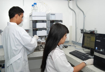Los resultados demostraron que el mejor método alternativo para obtener las coordenadas de color se logra procesando las imágenes con el software lmageJ. Foto: Unal. el color de los alimentos tecnología