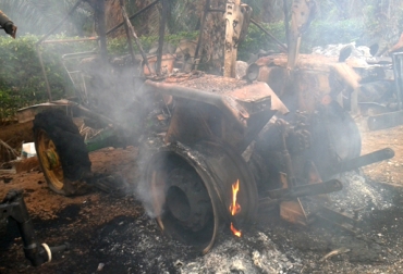 En un atentado de las Farc del pasado 6 de marzo, palmicultores registraron pérdidas por $400 millones. Foto: Fedepalma. Atentado contra palmicultores Meta