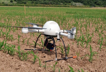 Con estos aparatos se podrá reducir el uso de herbicidas, debido a que el monitoreo aéreo y terrestre de los drones es detallado y permitirá aplicarlos de forma localizada. Foto: Cortesía - Diario de Ávila / España. Los drones son claves en la agricultura actual