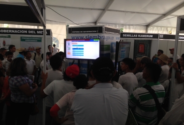 Luego de 4 años se actualizó este sistema y se socializó en Agronova 2014. Foto: Corpoica Sistema de Toma de Decisión para la Selección de Especies Forrajeras