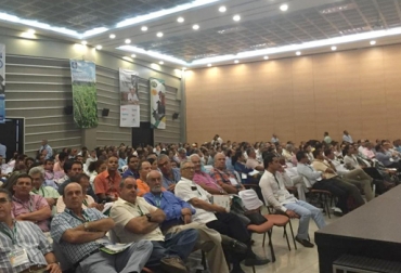 Desde hoy jueves 15 de octubre y hasta el próximo sábado 17 en la capital de Atlántico no se hablará de otro tema distinto a la lechería tropical. Foto: CONtexto ganadero. foro fedegán lechería tropical