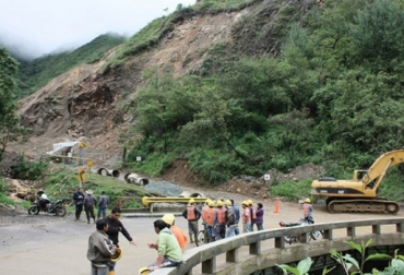 En Risaralda se están presentando derrumbes por la intensidad de las precipitaciones. Foto: amanece.com Risaralda, Pereira, Santa Rosa de Cabal, Pueblo Nuevo, sector ganadero en Risaralda, Comité de Ganaderos del Centro, lluvias Risaralda 2016, derrumbes, deslizamientos, rodamiento de ganado, bovinos sepultados por la tierra, recomendaciones para evitar rodamiento de bovinos, CONtexto ganadero, ganaderos colombia