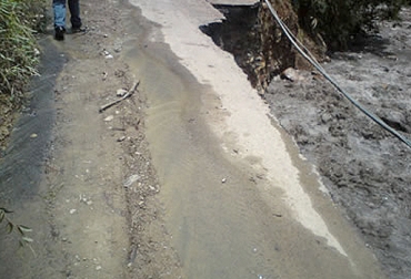 La comercialización y recolección de leche en el sur de los 2 departamentos se están empezando a ver afectada. Foto: www.colombia.com Ganaderos del sur del Cesar, ganaderos del sur de Bolívar, afectaciones por lluvias, época invernal, daños en vías, deslizamiento, desbordamiento del río Magdalena, Contexto Ganadero
