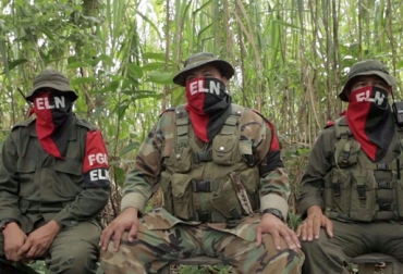 El próximo 4 de julio se celebra un nuevo aniversario de la segunda guerrilla más grande del país, hecho que desde ya genera zozobra en Arauca. Foto: www.araucastereo.com aniversario del ELN, paro armado del ELN, atentados del ELN, restricción vehícular, afectaciones a ganaderos, afectaciones al sector ganadero, sector ganadero de Arauca, ganadero de Arauca, falta de institucionalidad, falta de seguridad, contexto gandero