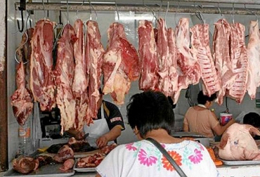 Por estos días, el costo de la carne en Risaralda se incrementó en más del 100 %. Foto: Diario La Tarde. Risaralda, Pereira, Comité de Ganaderos del Centro, Escasez de ganado en Risaralda, reducción del inventario bovino Risaralda, inventario bovino en Risaralda, aumento en el precio de la carne de res en Risaralda, expendio de carne en Risaralda, Ganaderos de Risaralda, paro camionero Colombia 2016, paro camionero 2016, afectaciones Risaralda paro camionero 2016, CONtexto ganadero, ganaderos colombia