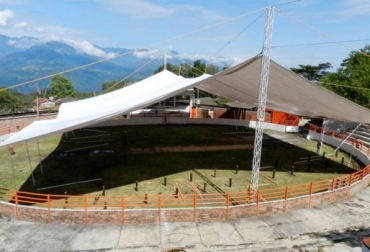 El objetivo del proyecto es acondicionar el escenario para beneficio de la comunidad del municipio. Foto: vanguardia.com. coliseo de ferias en Socorro, recinto ferial de Socorro, proyecto para mejorar el coliseo de Socorro, escenario multicultural de Socorro, comité de ganadero de la Hoya del Río Suarez, alcaldía de Socorro, CONtexto ganadero