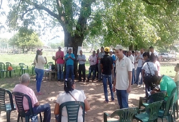 Los ganaderos de Urumita se han quejado por el abandono del Gobierno y la falta de capacitación que les daba el FNG. Foto: Fedegán - FNG Ganaderos de La Guajira Fondo Nacional del Ganado, productores Urumita La Guajira 2017, ganaderos La Guajira Urumita 2017, capacitaciones FNG, proyectos del FNG, proyectos ganaderos Coocampo Boyacá 2017, CONtexto ganadero, ganaderos colombia, noticias ganaderas colombia
