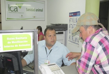 El Ministerio de Agricultura tomó la decisión de centralizar la expedición de guías en Bogotá luego de la aparición de varios focos de fiebre aftosa en el país. Foto: ica.gov.co Guías Guajira 2018, Expedición guías movilización La Guajira, la guajira aftosa, licencias de movilización de ganado en La Guajira 2018, Maicao La Guajira aftosa, aftosa, Maicao, Maicao Guajira, Gobernación de La Guajira, ICA, ica colombia, Guías de Movilización, fusil sanitario, Secretaria de Desarrollo Económico, Ganaderos de La Guajira, Ganadería, ganadería colombia, noticias ganaderas, noticias ganaderas colombia, CONtexto ganadero