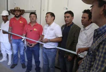 La planta de beneficio sacrifica más de 100 cabezas de ganado mensualmente. Foto: Gobernación de Boyacá. ganadería, ganadería colombia, noticias ganaderas, noticias ganaderas colombia, contexto ganadero, Chiscas, planta de beneficio animal en el municipio de Chiscas, cuarto frío, Decreto 1500 de 2007, Carlos Amaya, Provincia de Gutiérrez, Javier Suescún, alcalde de chiscas, El Espino, Guacamayas, Güicán, Panqueba,