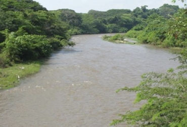 “Extracción del agua de la represa del río Ranchería, es la solución que requieren los ganaderos de San Juan del Cesar en La Guajira, dijo José Domingo Cuello. Foto: Corpoguajira Extraer agua de la represa del río Ranchería, escasez de agua y comida, tres esquemas de extracción, proyecto que solucionaría escasez de agua, San Juan del Cesar, evitar muerte de bovinos, agua para los animales, CONtexto ganadero, noticias de ganadería colombiana.