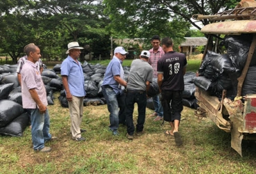 El alimento va a ser distribuido entre los pequeños ganaderos del departamento. Foto: Cortesía. Ganadería, ganadería colombia, noticias ganaderas, noticias ganaderas colombia, CONtexto ganadero, silo, silo casanare, silos para ganaderos, ministerio de agricultura, ganadería casanare, gobernación de casanare, secretaría de agricultura de casanare, verano, sequía, verano casanare,
