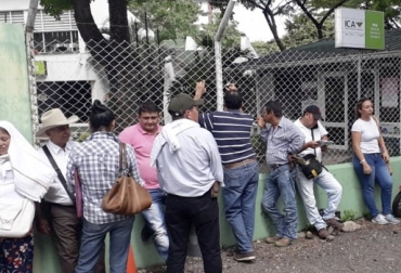 El ICA se encuentra trabajando con el fin de realizar contrataciones y poder brindar la atención necesaria a los ganaderos de Arauca. Foto: prensalibrecasanare.com Contratación persona, no hay persona, ICA, oficinas locales, frontera de alto riesgo, Arauca, ganaderos, Ganadería, Colombia, departamento, nuevo personal, atención de oficinas, zona de alto riesgo, contratos constantemente termina, no hay agilidad en el proceso de contratación, solicitan se fortalezca, vacunación, preocupación ganaderos, aftosa, Guías de Movilización, CONtexto ganadero, ganaderos colombia, noticias ganaderas colombia