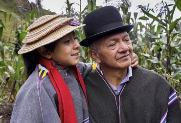 Gracias a los resultados favorables y 10 años de experiencia en zonas como el Cauca, la Fundación Alpina busca desarrollar esquemas replicables. Foto: fundacionalpina.org Alpina modelo replicable, Fundación Alpina 10 años, Fundación Alpina, Alpina Unión Europea, Innovación Social, asociatividad Alpina, Responsabilidad Social Corporativa Alpina, Proyecto Asociatividad Alpina, Proyecto Asociatividad Alpina agosto 2019, Alpina agosto 2019, productores leche Alpina 2019, CONtexto ganadero, ganaderos colombia, noticias ganaderas colombia
