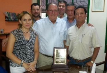 “Fernando Calderón González, se destacó por su dirigencia gremial y por impulsar la ganadería bovina del Huila”, dijo Hernando Valderrama. Foto: CONtexto ganadero. Fernando Calderón González, ganadero del Huila, miembro junta Fedegán, Ganadería de luto, Pardo Suizo, desarrollo ganadero, Noticias de ganadería colombiana, CONtexto ganadero.