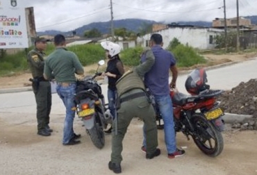 Los productores del Huila manifiestan que se sienten atemorizados por las constantes amenazas de las bandas delincuenciales. Foto: diariodelhuila.com Ganadería, ganadería colombia, noticias ganaderas, noticias ganaderas colombia, CONtexto ganadero, inseguridad, inseguridad Huila, amenazas productores huila, abigeato Huila, carneo huila, policía de carabineros huila