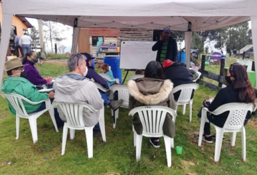 Como parte del proyecto de cooperación sueca están unas charlas para los ganaderos en diversos temas como ganadería sostenible. Foto: Cortesía Cooperación internacional, gobierno de Suecia, Comité de Ganaderos del Área 5, Agencia Presidencial de Cooperación Internacional, ganadería de precisión, ganadería sostenible, siembra de árboles, cercas vivas, charlas virtuales, abonos, insumos, aforos, captura de carbono, ganadería, ganadería Colombia, noticias ganaderas Colombia, contexto ganadero