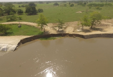 La situación tiende a complicarse con el pasar de los días. Foto: Gobernación de Magdalena. Ganadería, ganadería colombia, noticias ganaderas, noticias ganaderas colombia, CONtexto ganadero, salamina, piñón, via salamina piñon, crisis salamina, alcaldia salamina, daño dique salamina, rio magdalena,