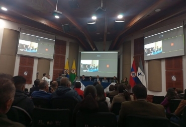 Los ganaderos de Nariño participaron en el Comité de Emergencia Económica Empresarial en donde expusieron sus inquietudes ante la situación de emergencia vial. Foto: Cortesia Reunión ganaderos de Nariño