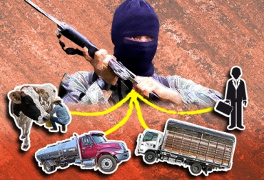 La zozobra se apoderó de una gran parte de los productores lácteos del departamento de Antioquia. Foto: CONtexto ganadero. bacrim antioquia ganaderos vacuna