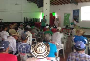 Productores de 5 municipios del norte de Antioquia vienen trabajando en este proyecto piloto que es liderado por Fedegán-FNG. Foto: Yorjan Martínez / Fedegán. Asociatividad en Colombia