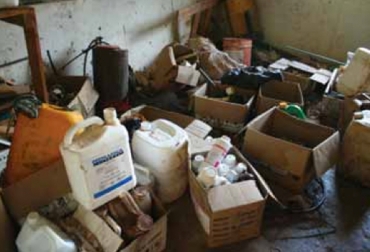 Conozca cuál es el procedimiento adecuado que se le debe dar a los residuos químicos y biológicos usados en la ganadería. Foto: Cipav. envases de los insumos ganaderos
