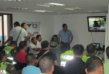 La capacitación se llevó a cabo en el comando central de la Policía de Fundación, Magdalena. Foto: ICA. ICA capacita a Policías