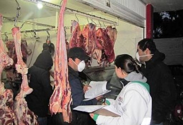 En total, 16 expendios de carne fueron sellados en el operativo. Foto: MinAmbiente. expendios de carne ilegal
