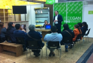 Los pequeños productores lácteos encuentran nuevas opciones Muestra de quesos artesanales por Fedegán