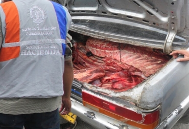 Sin las mínimas condiciones sanitarias ingresa carne proveniente de Venezuela a Cúcuta. Foto: Secretaría de Hacienda de Norte de Santander Carne incautada