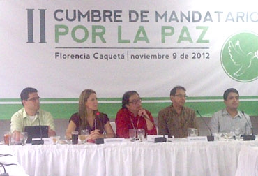 En la II Cumbre de Mandatarios por la Paz se construyó el Comité Municipal de Paz en Florencia En la II Cumbre de Mandatarios por la Paz se construyó el Comité Municipal de Paz en Florencia