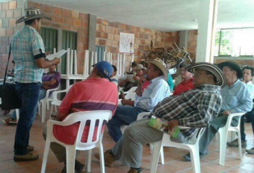 Son 40 productores de la población los que conformarían inicialmente la Asociación. Foto: Laudy Pérez / Fedegán. Ganaderos de Galán