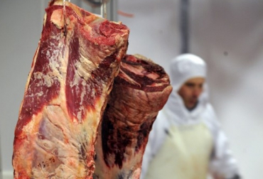 Se busca encontrar solución a los problemas que enfrenta la cadena productiva de carne de res y de cerdo en esta zona del país. Foto: AFP