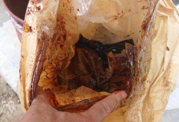Para preparar un bloque nutricional se necesita melaza, úrea, sal mineralizada y salvado. Foto: CONtexto Ganadero. Bloques nutricionales
