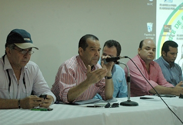 Al conversatorio en Pivijay asistieron más de 80 ganaderos La reunión fue encabezada por el dirigente José Tomás Severini