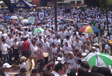 Una multitudinaria marcha recorrió las calles de Villavicencio rechazando la Violencia Una multitudinaria marcha recorrió las calles de Villavicencio rechazando la Violencia