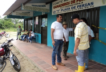 Ganaderos mantienen las oficinas del ICA cerradas en 6 municipios. Foto: Comité de Ganaderos de Fortul. Protestas ICA Arauca