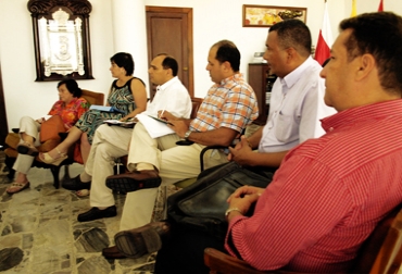 El gobernador, José Antonio Segebre, estuvo reunido con el Director del Corpoica y la Asesora Económica del Fondo de Adaptación para aprobar los proyectos. Foto: Gobernación del Atlántico. Reunión en Atlántico.jpg