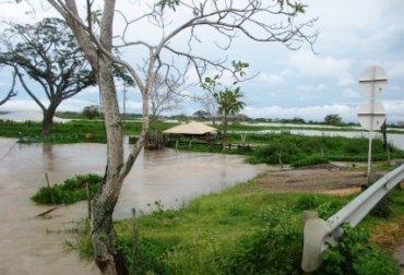 En total, 81 mil 938 personas fueron damnificadas por el desbordamiento del Río Cauca. Foto: CONtexto ganadero. Desbordamiento del Cauca.