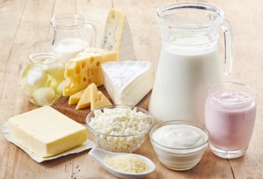 Los derivados lácteos con probióticos tienen el mismo proceso que los regulares y se les aplican los cultivos que ya traen las bacterias benéficas. Foto: www.holamujer.cl productos con probióticos, derivados lácteos con probióticos, probióticos en Colombia, probióticos en derivados lácteos en Colombia, probióticos ganado colombia, uso probióticos producción ganadera, CONtexto ganadero, ganaderos Colombia