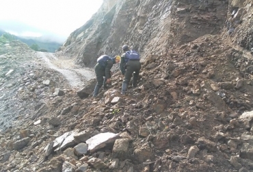 El invierno también ha impactado esta primera semana. Se han registrado derrumbes y encharcamientos en las vías de algunos municipios del departamento de Cundinamarca, como ha sido el caso de La Calera, Fosca, pero pese a ello las actividades del ciclo siguen su marcha normal. Foto: Fedegán Fedegán, Fondo Nacional del Ganado, fiebre aftosa, brucelosis, vacunación contra la fiebre aftosa, exito en la primera semana de vacunación de la fiebre aftosa 2019, ICA, CONtexto ganadero, noticias ganaderas, aftosa