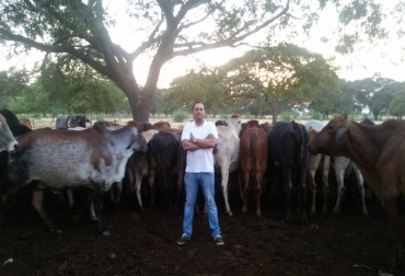 El ganadero Juan Carlos Losada, piensa que la inseguridad es el gran problema del campo actual, pues el hurto de animales los tiene contra las cuerdas. Foto: Cortesía Juan Carlos Losada, piensa que la inseguridad es el gran problema del campo actual