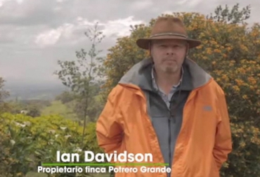 Ian Davidson logró hacer de Potrero Grande una finca modelo en materia de sostenibilidad. Foto: Captura de pantalla Ian Davidson, propietario de la finca Potrero Grande