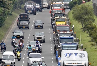 La entidad consultará opiniones de diferentes sectores en aras de organizar una protesta a nivel nacional. Foto: http://inteligenciapetrolera.com.co. Avances camioneros