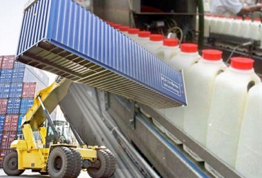 El cupo que tiene Colombia se agotó en 2016 antes de que concluyera el primer semestre. Foto: indice7.com / gestion.pe. importaciones leche colombia, importaciones leche colombia noticias, cifras importaciones leche colombia, importaciones leche colombia industria, minagricultura importaciones leche colombia, importaciones leche colombia fedegán, lafaurie importaciones leche colombia, contexto ganadero