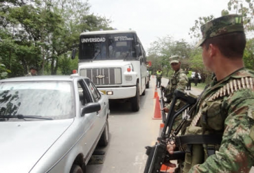 “Estamos en paro armado desde el lunes 3 de julio a las 5 de la tarde y se rumora que este se extenderá hasta el próximo jueves, señaló Juan Alberto Escrigas, gerente del Comité de Ganaderos del municipio de Arauca. Foto: lavozdelcinaruco.com Parálisis ganadera en Arauca,Juan Alberto Escrigas gerente del Comité de Ganaderos del municipio de Arauca, ELN, CONtexto ganadero, ganadería Colombia