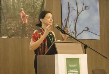 Fueron seleccionados 12 proyectos, 5 con influencia en Caquetá y 7 en Orinoquia, con los cuales se busca reducir la deforestación a través de emprendimientos de cadenas de valor sostenibles de cacao, madera, piscicultura, ganadería de leche y carnes. Foto: TFA -Tropical Forest Alliance 2020 Tropical Forest Alliance 2020, Gobierno y socios internacionales promueven la alianza para la Cero Deforestación de los bosques tropicales en Colombia, fueron seleccionados 12 proyectos, 5 con influencia en Caquetá y 7 en Orinoquia, Ministerio de Medio Ambiente, Fabiola Zerbini, Coordinadora Regional de TFA2020 para Latinoamérica, Instituto Global para el Crecimiento Verde – GGGI, Carolina Jaramillo Representante en Colombia del GGGI, Orinoquía, Caquetá Cero deforestación, Contexto ganadero, noticias ganad